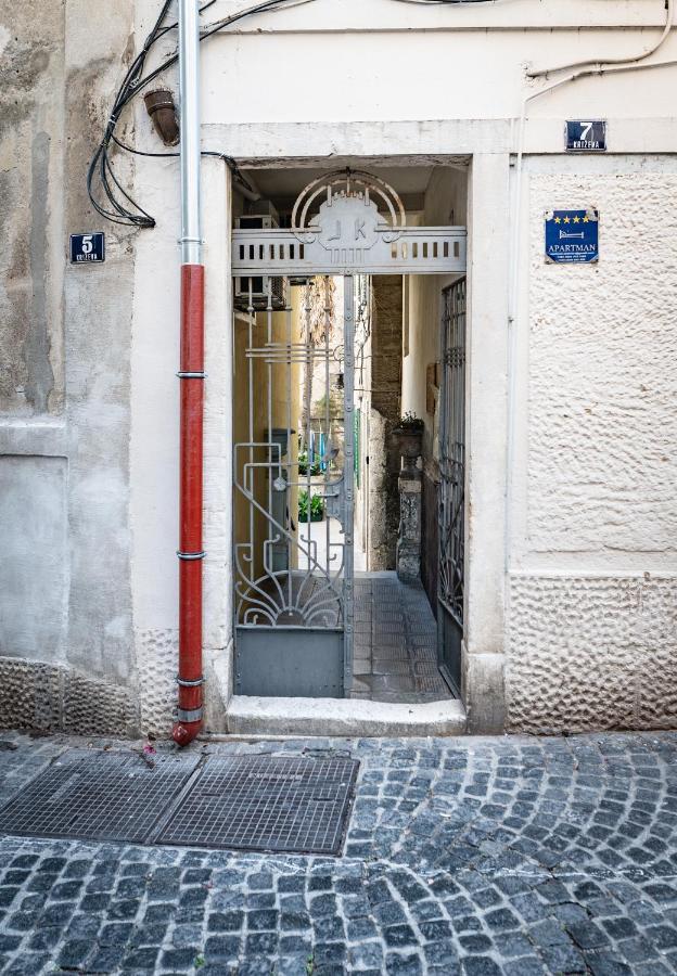Vitelli Apartments And Rooms 斯普利特 外观 照片